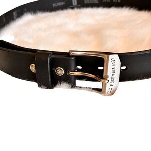 Levis Mens Black Genuine Leather Belt Silver Buckle 11LV0204 Size 38/95
